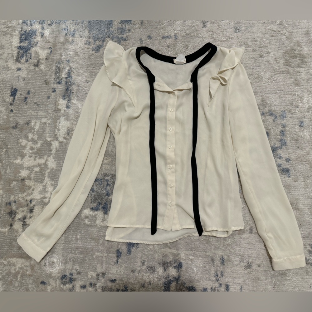 One clothing cream long sleeve blouse with black ties size Small